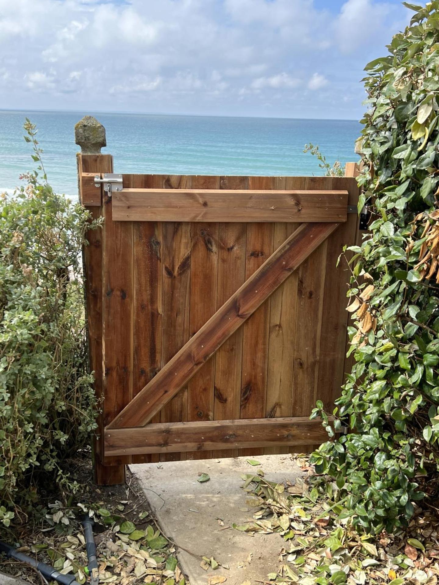 Villa Le Bruit Des Vagues Les Pieux Exterior foto